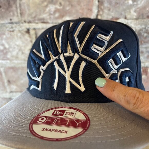 YANKEES New York NY Spell Out Blue New Era Adjustable Hat - Picture 6 of 8